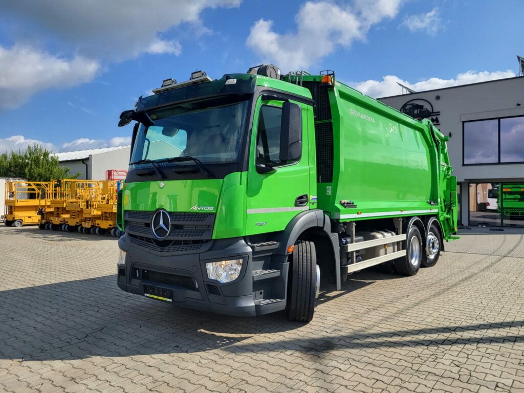 WhatsApp Image 2025-07-17 at 12.48.42 (1)