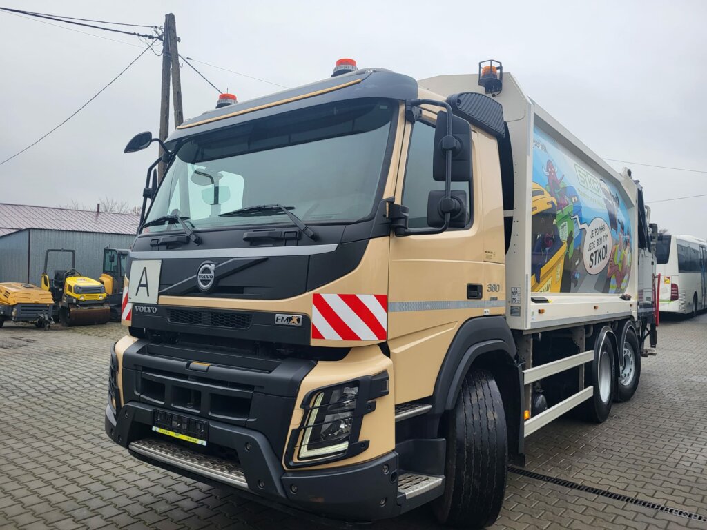 WhatsApp Image 2025-12-12 at 12.28.02 (1)